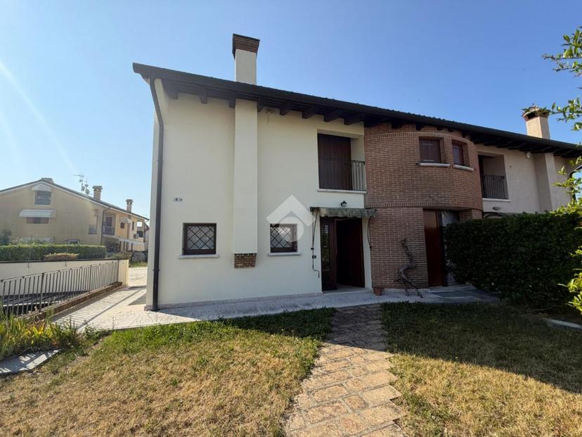 Villa in Via Brigata Julia, Pederobba — foto 3 di 5