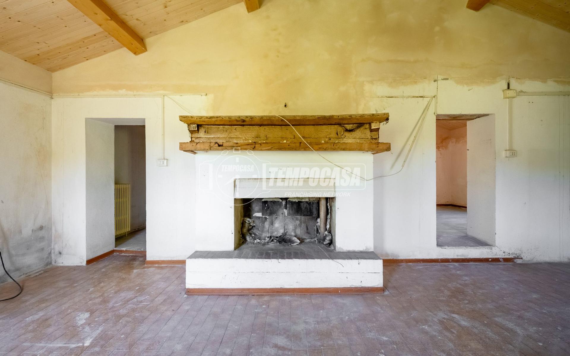 Casa indipendente in Via Tredoziese 17, Modigliana