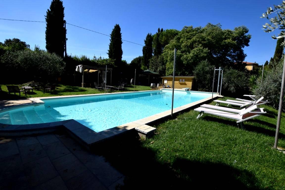 Villa, Fauglia