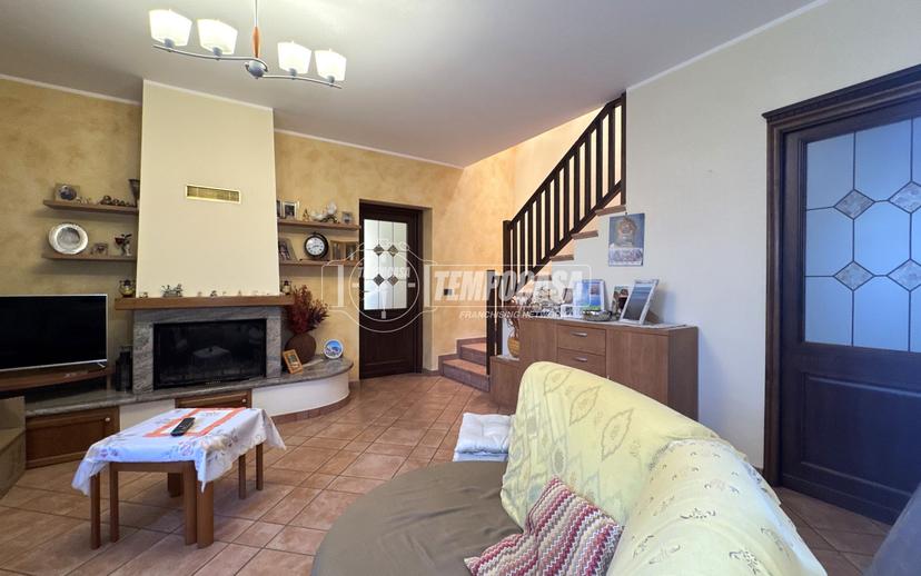 Casa indipendente in Via Parlamento, Cossato — foto 5 di 5