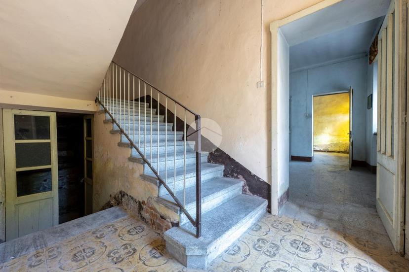 Casa indipendente in Frazione Sant'Antonio 56, Cherasco — foto 4 di 5