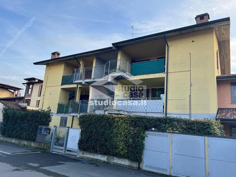 Trilocale in Via Colbert, Sergnano — foto 2 di 5
