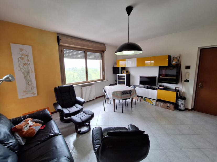 Quadrilocale in Via dei Glicini 18, Casale Monferrato — foto 3 di 5
