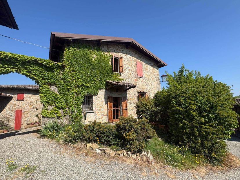 Casa indipendente, Piozzano — foto 5 di 5