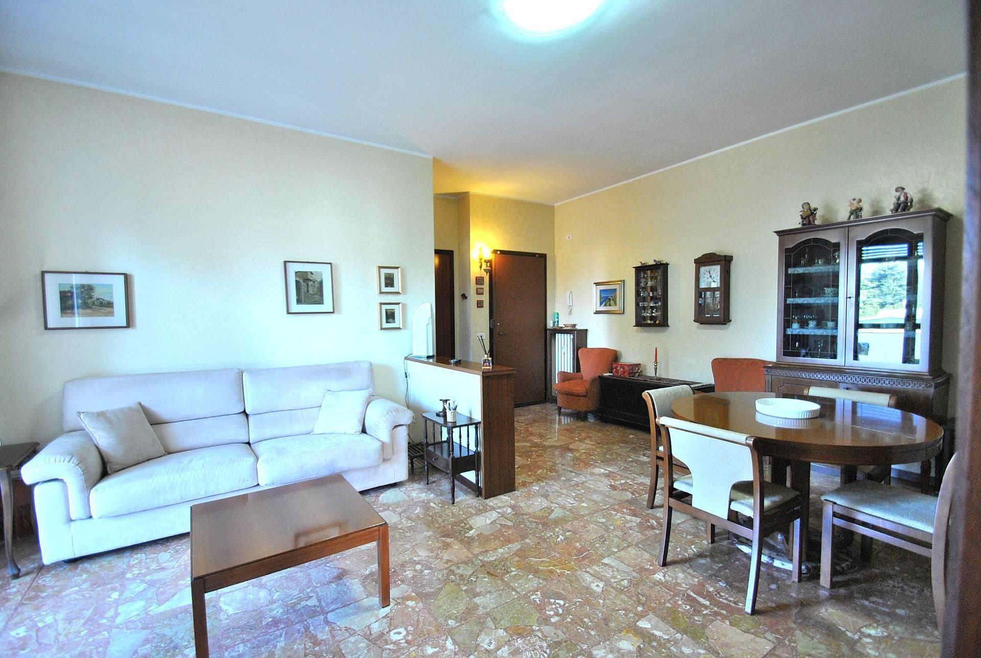 Trilocale in Via Fratelli Cervi 1, Vimercate