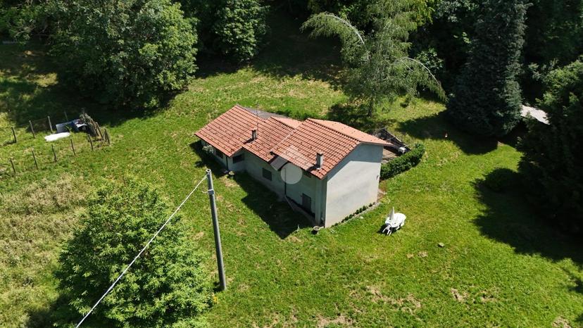 Casa indipendente in Via Bellini, Brondello — foto 5 di 5