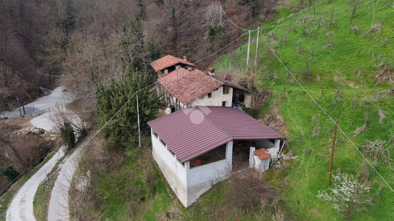 Rustico in Via Comba S. Grato, Pagno