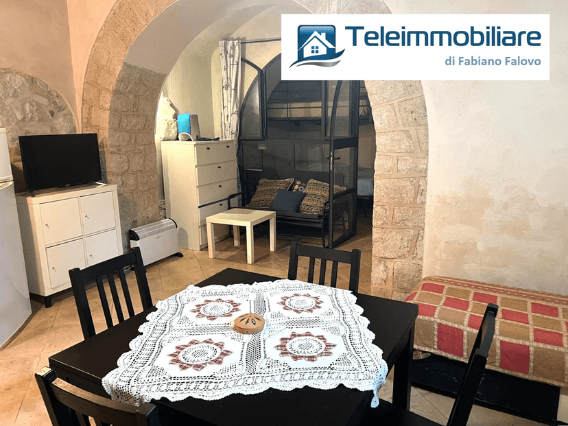 Loft in Via Santi Martiri 2, Terracina — foto 2 di 5