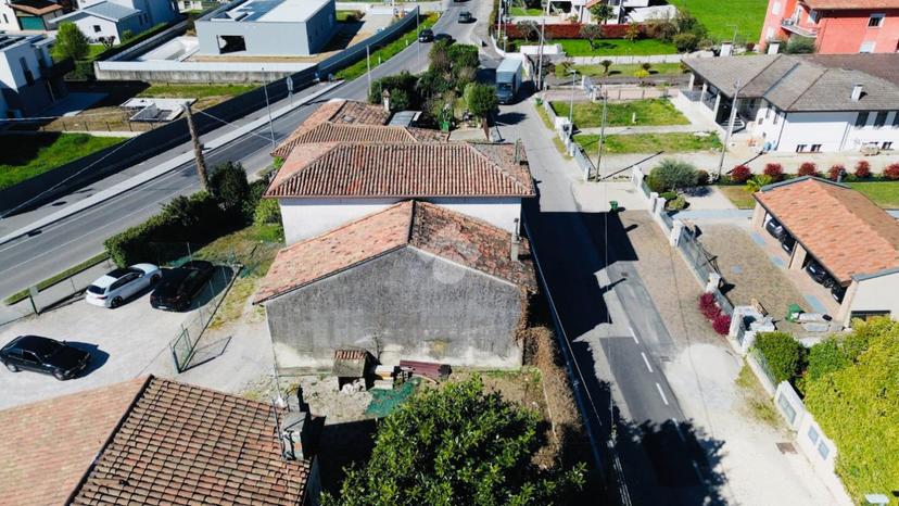Casa indipendente in Via Castion 67, Rossano Veneto — foto 3 di 5