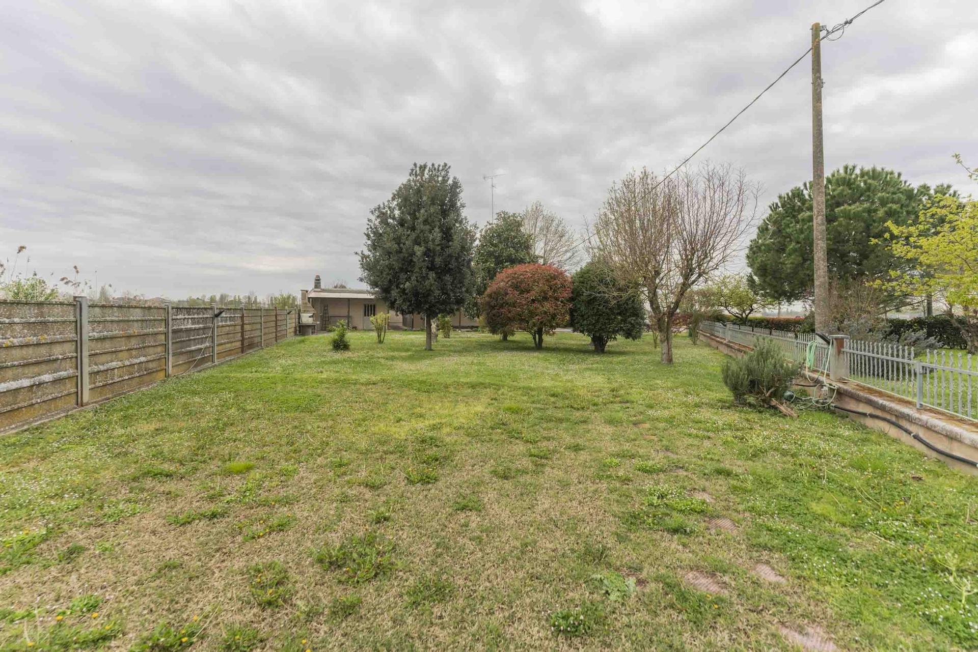 Villa unifamiliare in Via Val d'Albero 88, Argenta