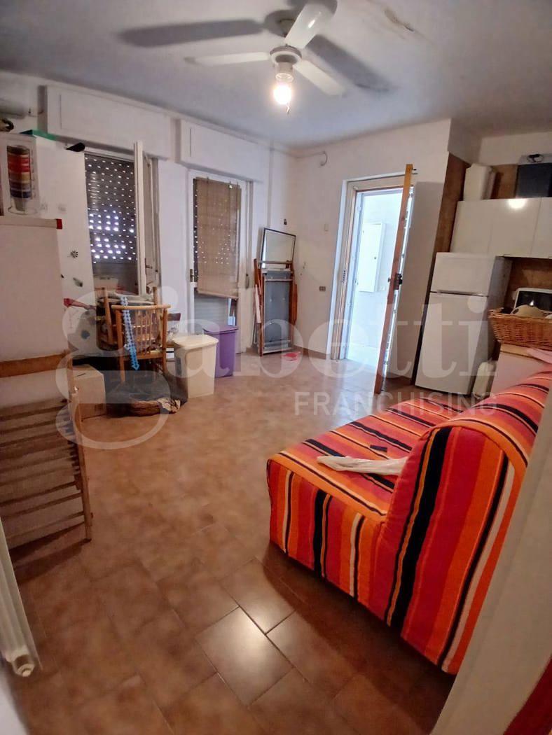 Quadrilocale in Via Giovanni Verga 16, Margherita di Savoia — foto 3 di 5