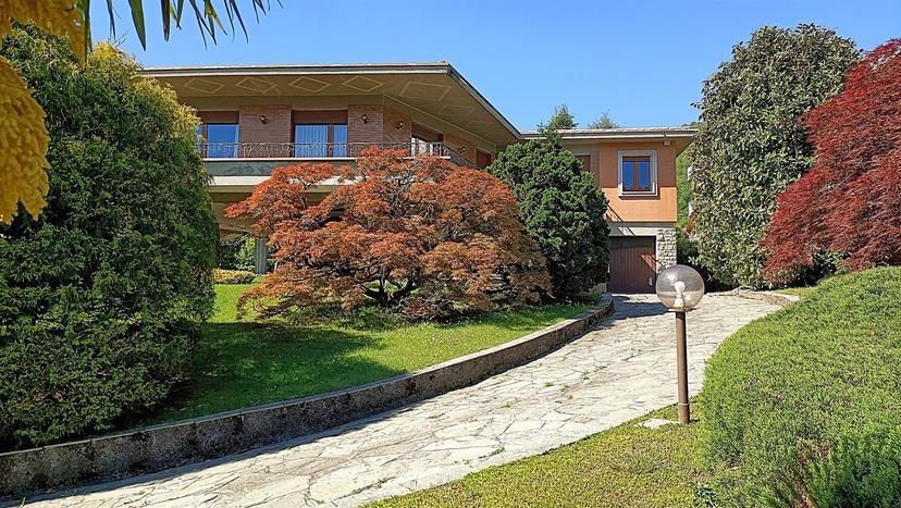 Villa, Lecco — foto 2 di 5