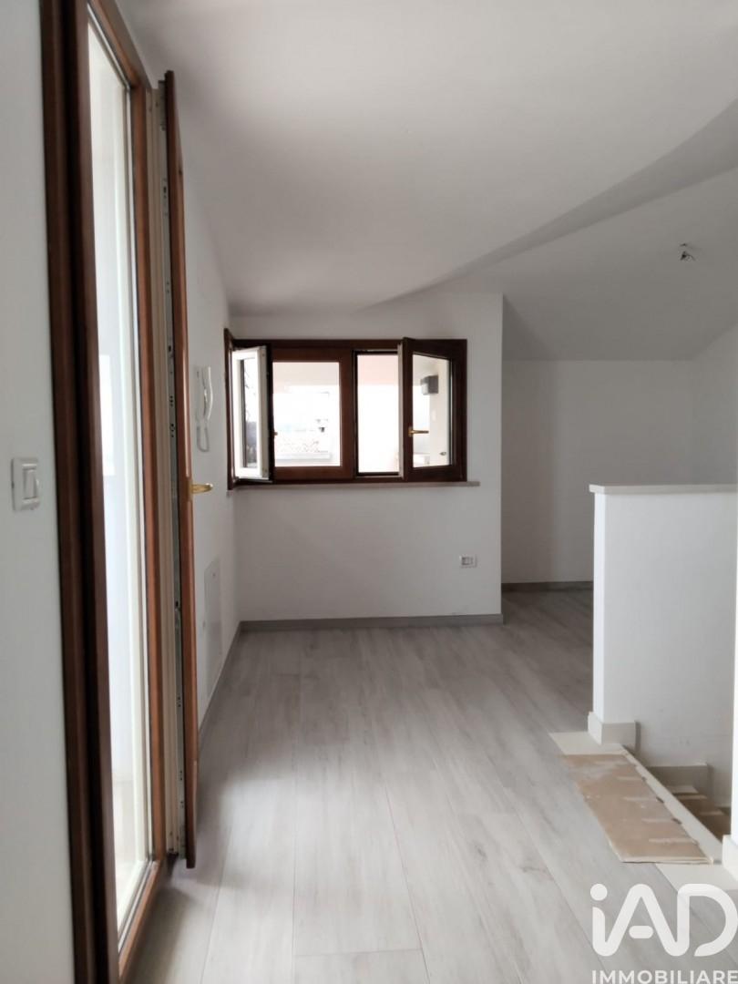 Appartamento in Via Achille Saverini, Colli al Metauro