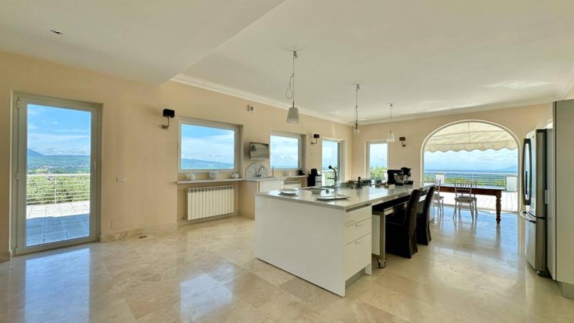 Villa in Località Poggio della Rota 2, Bassano Romano — foto 4 di 5