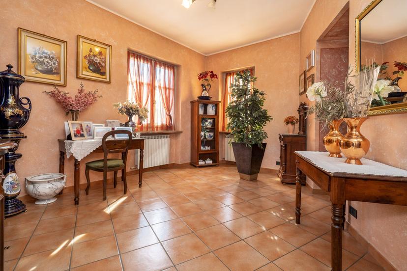 Appartamento in Corso Re Umberto 16, Verzuolo — foto 3 di 5