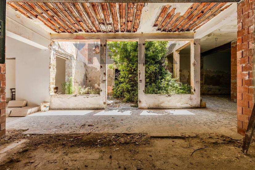Casa indipendente in Via Santa Rosalia 4, Cagliari — foto 5 di 5