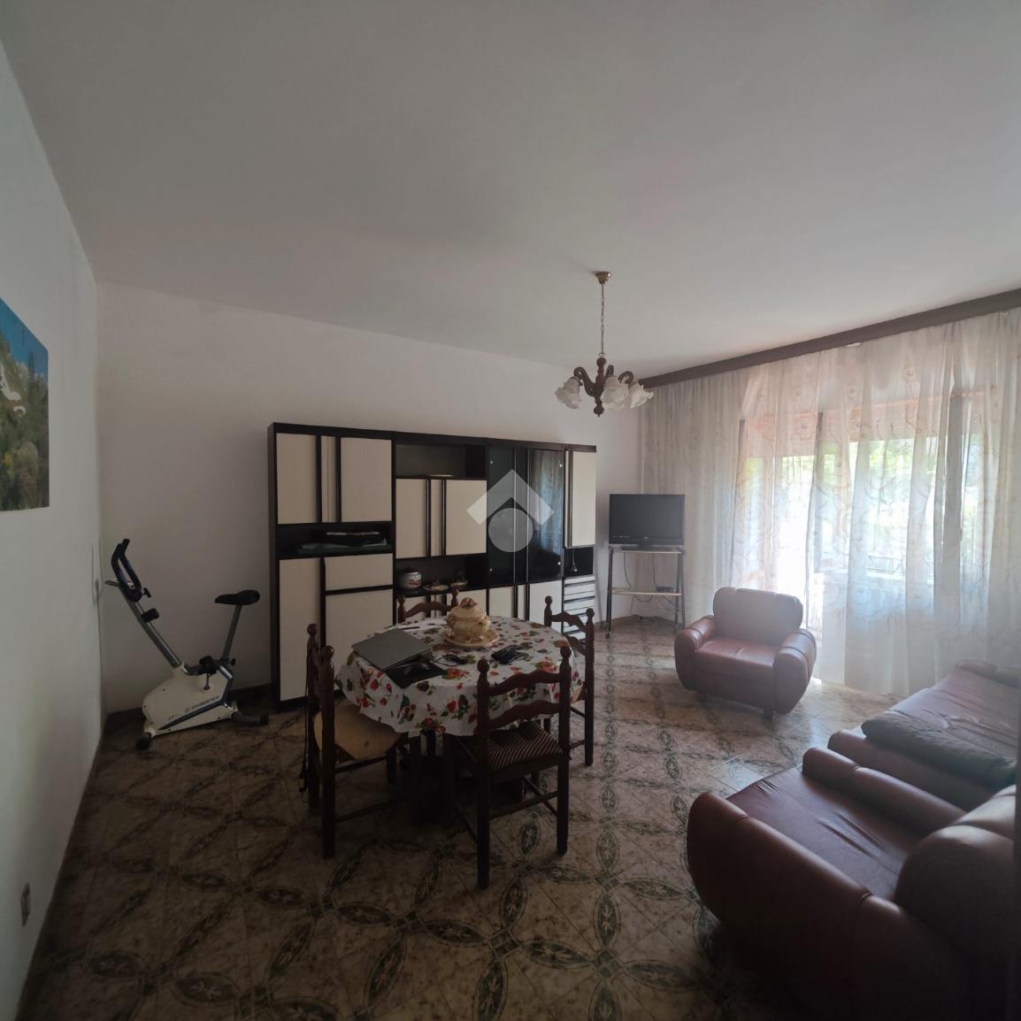 Villa in Via Alcide De Gasperi 30, Castelforte