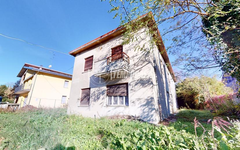 Casa indipendente in Via Chiesa, Alberone 142, Cento — foto 2 di 5