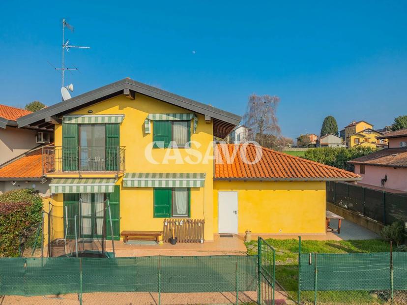 Villa in Via dei Cesari 14, Borgo Ticino — foto 2 di 5