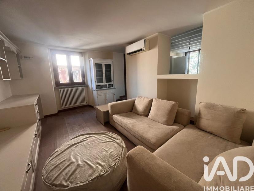 Appartamento in Via Giuseppe Mazzini, Lesmo — foto 2 di 5