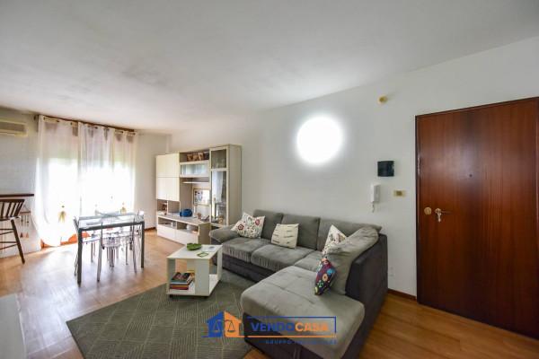 Trilocale in Via Curtatone 4, San Mauro Torinese — foto 4 di 5