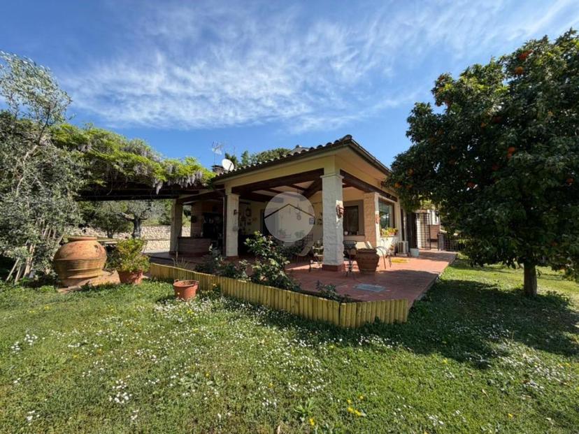 Villa in Strada dei Pioppi 8, Fara in Sabina — foto 4 di 5