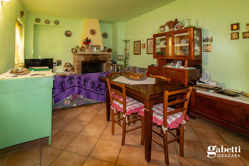 Quadrilocale in Via Fosso S. Angelo 5, Vallefoglia — foto 2 di 5