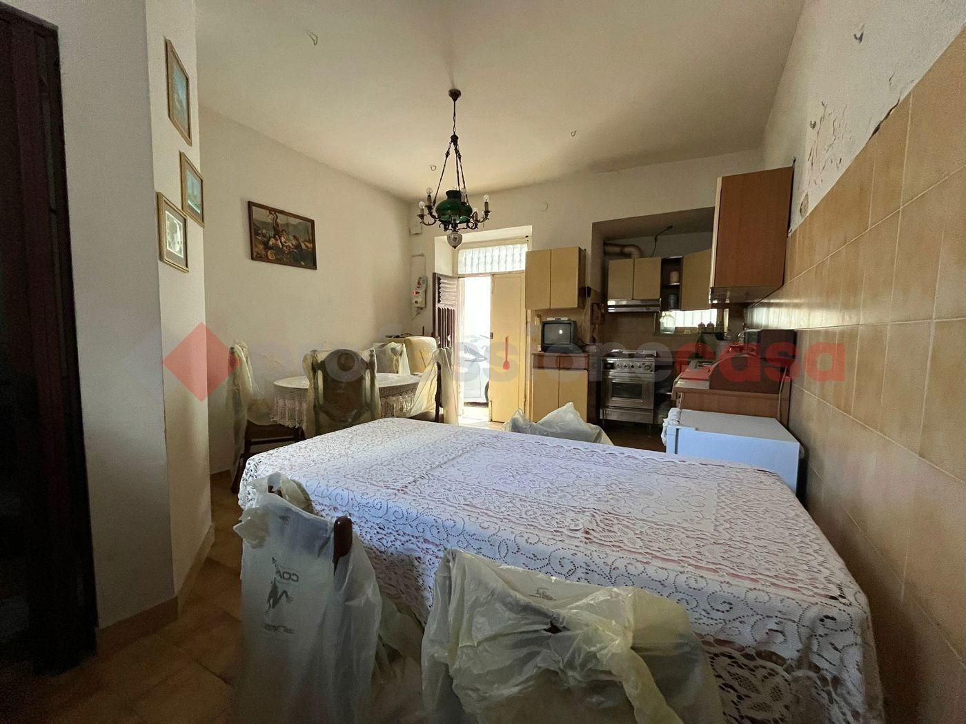 Casa indipendente in Via Greci Snc, San Vittore del Lazio