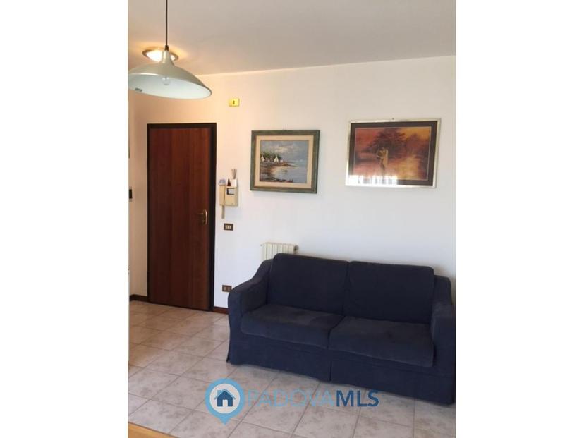 Trilocale in Via Po, 34, Montegrotto Terme