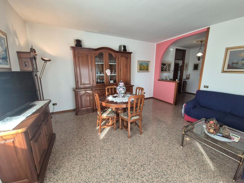 Appartamento in Via Brigate Alpine, Villafranca di Verona — foto 4 di 5