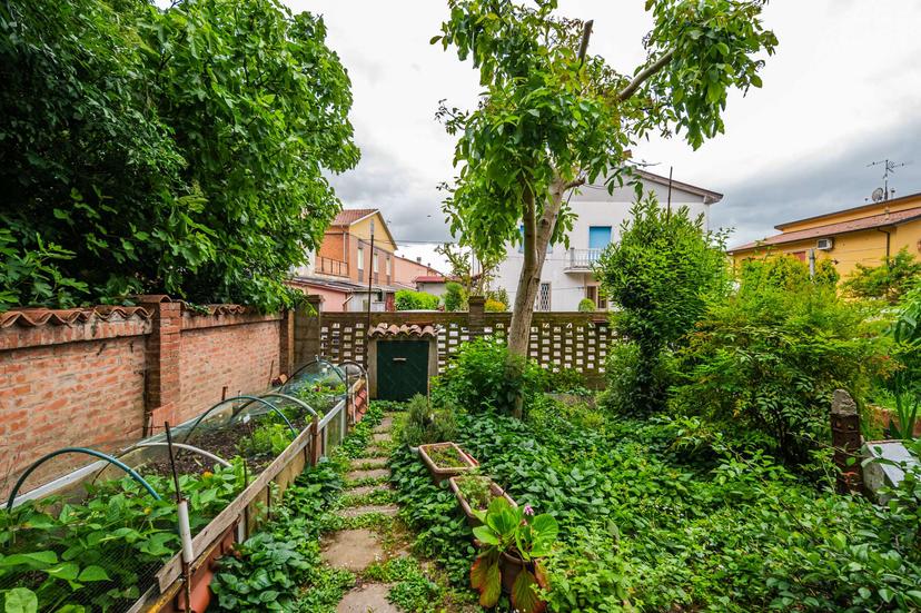 Villa unifamiliare, Cento — foto 5 di 5