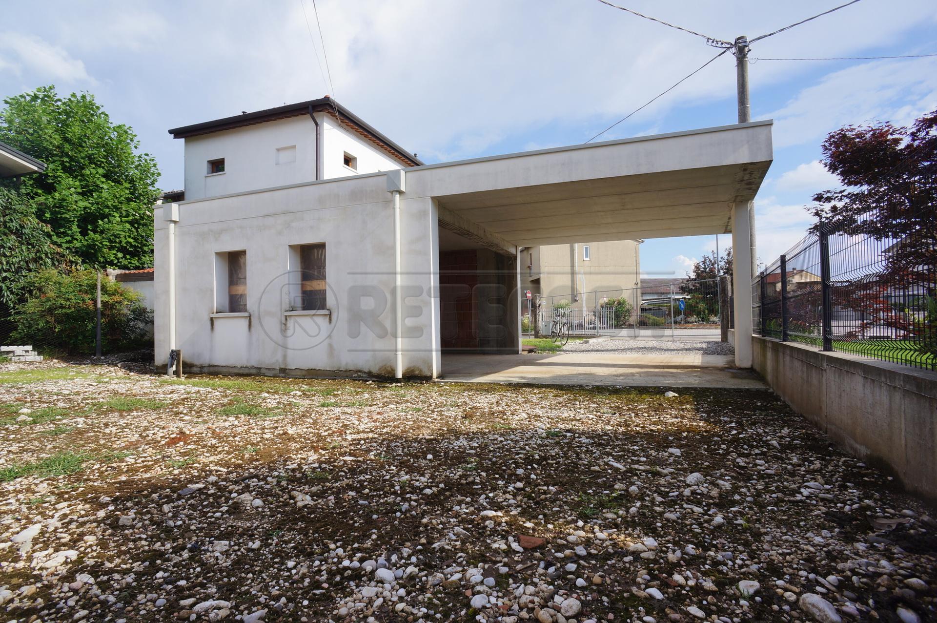 Villa a schiera in Strada Provinciale 62 23, Sandrigo