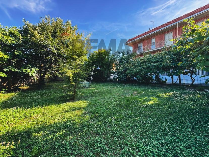 Villa, Caresanablot — foto 3 di 5
