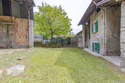 Casa indipendente in Via ai Mulini, Lasnigo