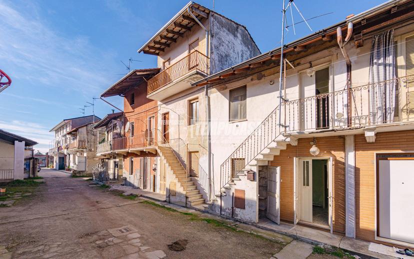 Casa indipendente in Via Antonio Gramsci 77, Cilavegna — foto 2 di 5