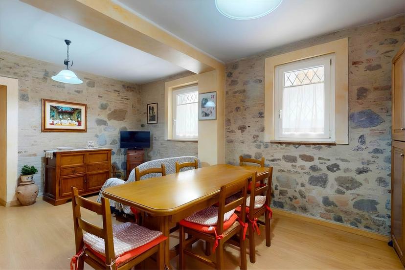 Casa indipendente in Via Vecchio Castello, Bastia Umbra — foto 2 di 5