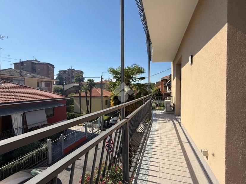 Trilocale in Via Cesare da Sesto 15, Cinisello Balsamo