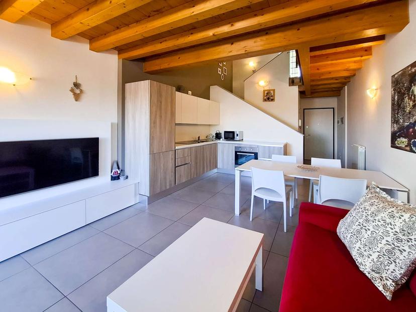 Bilocale in Via Cabrini 55, Castione della Presolana — foto 3 di 5