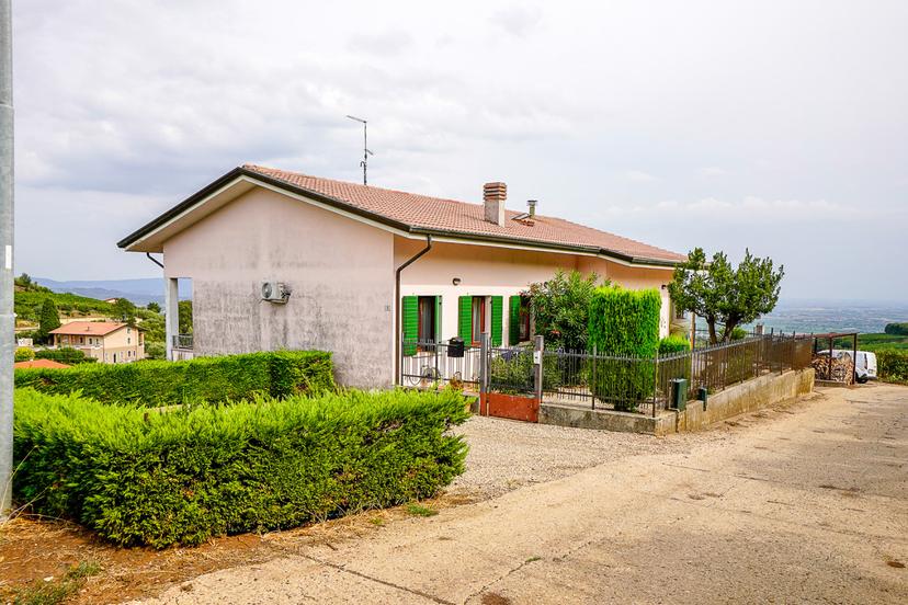 Casa indipendente, Soave