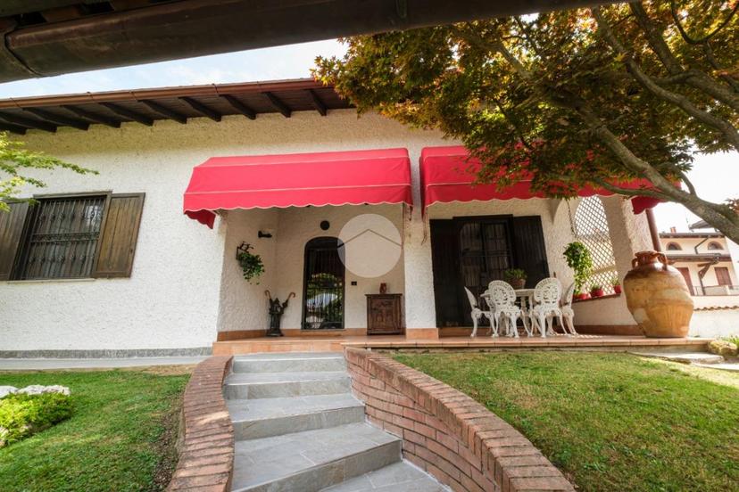 Villa in Via Barelli 20, Vermezzo con Zelo — foto 3 di 5