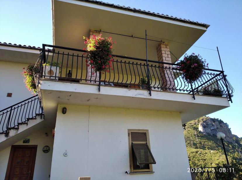 Villa, Camporosso — foto 2 di 5