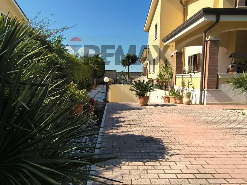 Villa a schiera in Via Monte d'Alba 48, Trani — foto 4 di 5