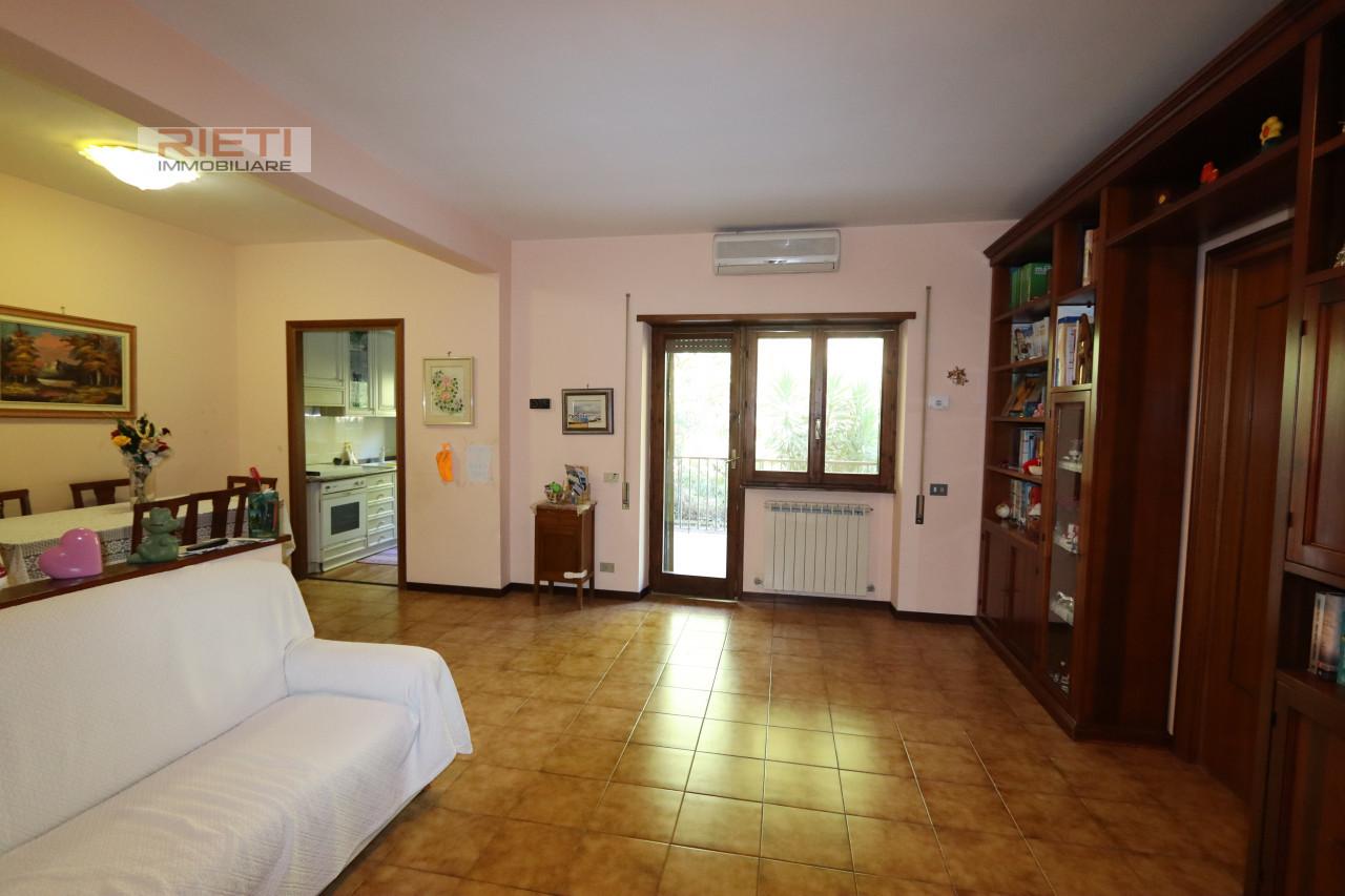 Trilocale in Via Paradiso, Montopoli di Sabina