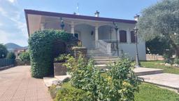 Villa in Via Odone, Nanto