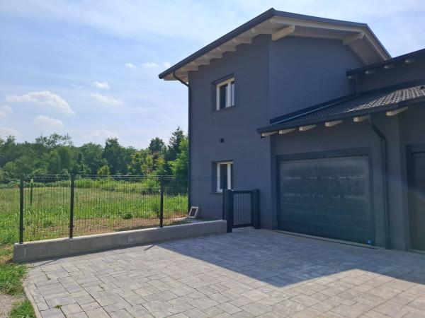 Villa bifamiliare in Via delle Robinie, Fino Mornasco — foto 3 di 5