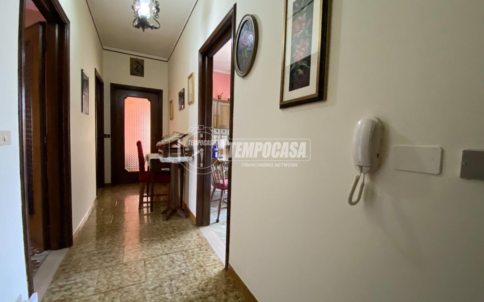 Casa indipendente in Frazione Molina, Valdilana