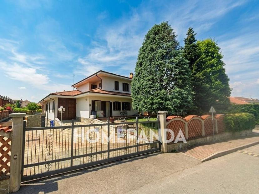 Villa unifamiliare in Via Gioacchino Rossini 12, La Loggia — foto 2 di 5