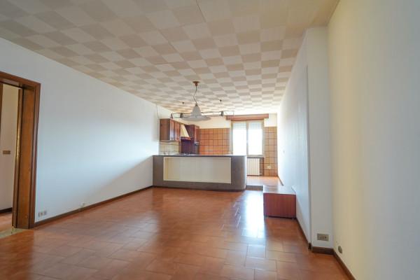Quadrilocale in Via Pista Crespi, Brembate — foto 2 di 5