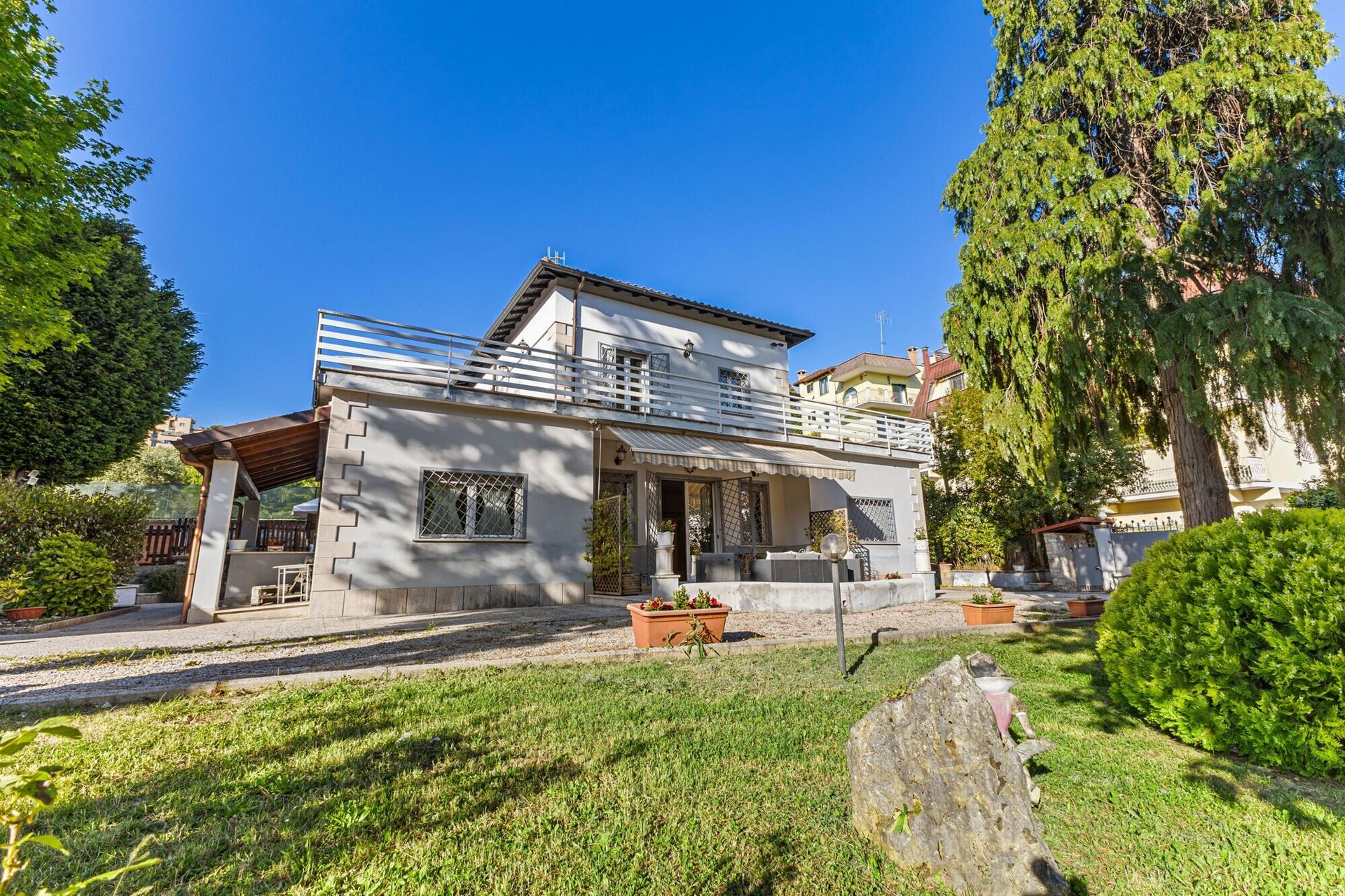 Villa unifamiliare in Via Armando Diaz 501, Fiuggi