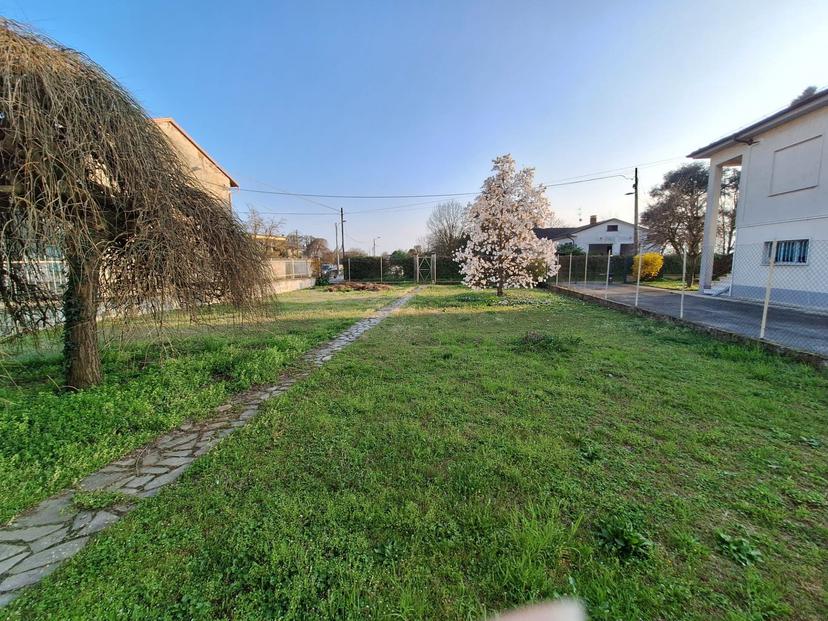 Villa in Via Vittorio Veneto 78, Ticineto — foto 3 di 5